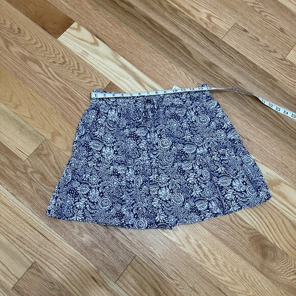 Zara Floral Print Tiered Skort - Size MED - Navy and White - Picture 5 of 10